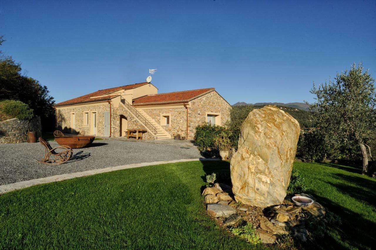 Almablanca Bed and Breakfast Garlenda Εξωτερικό φωτογραφία