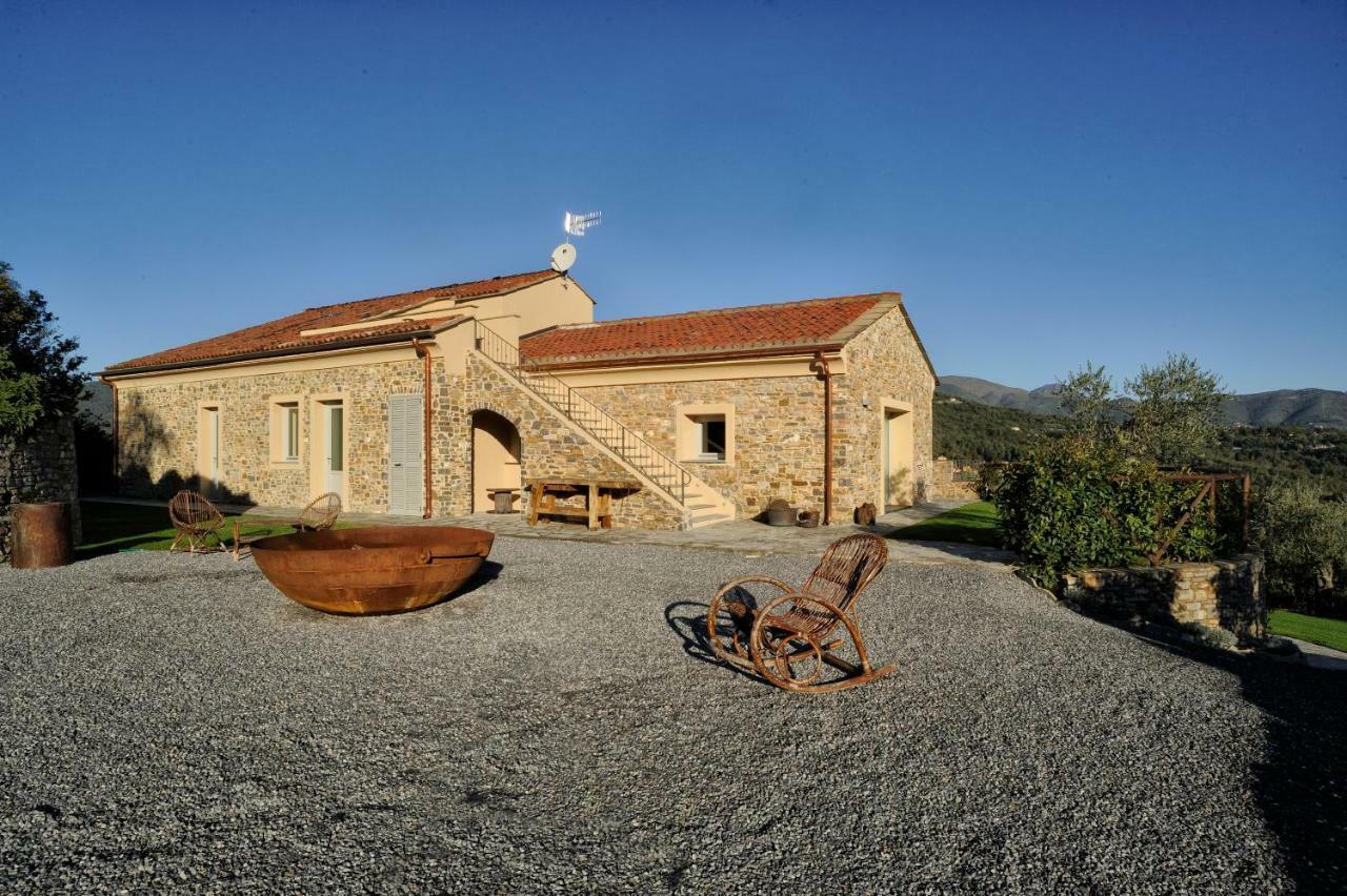Almablanca Bed and Breakfast Garlenda Εξωτερικό φωτογραφία